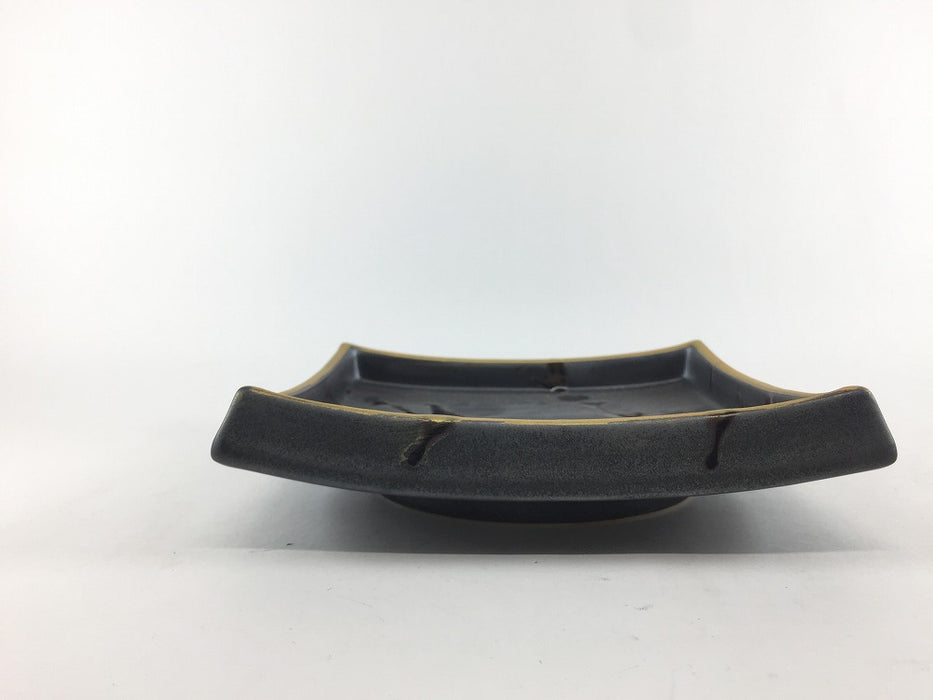 【SALE】155角向　鉄彩ルリタタキ渕金　15.5cm　有田焼【訳あり】