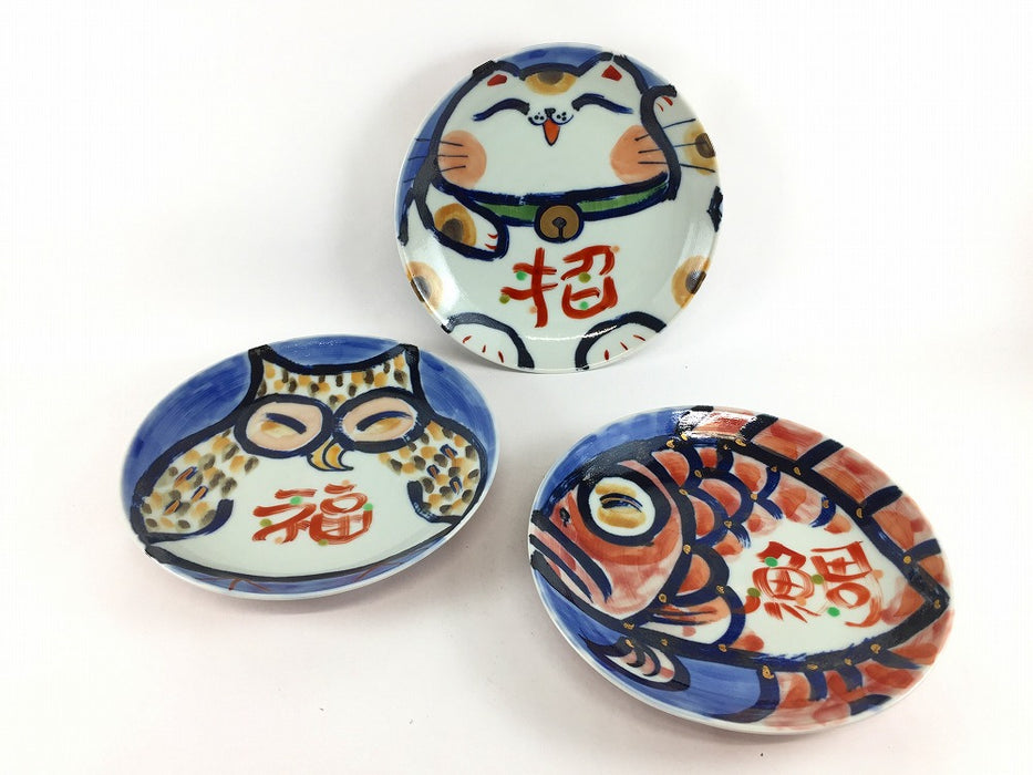 【SALE】福を招き鯛5寸皿　3枚セット　16cm　有田焼【訳あり】