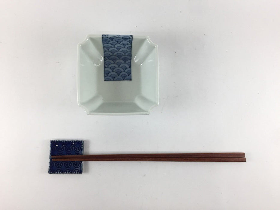 【SALE】青海波角切小鉢　9cm　有田焼【訳あり】