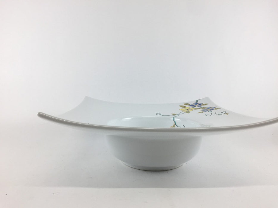 【SALE】乳白色釉鉄線花　正角内丸7寸鉢　20.5cm　有田焼【訳あり】