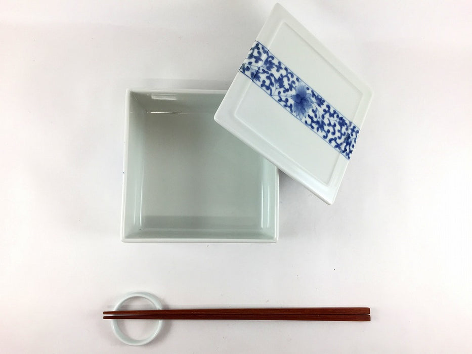 【SALE】染付花唐草4.2寸正角蓋物(一段)　13cm　有田焼【訳あり】