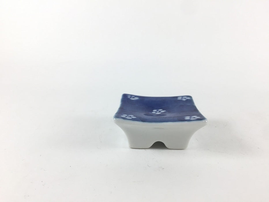 【SALE】45角高豆皿　藍塗梅　4.5cm　有田焼【訳あり】