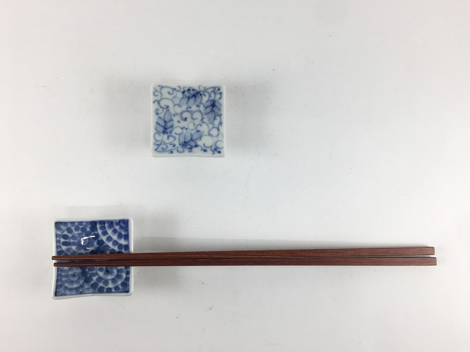 【SALE】角手塩皿　(藍蛸唐草/染花唐草)　4.5cm　有田焼【訳あり】