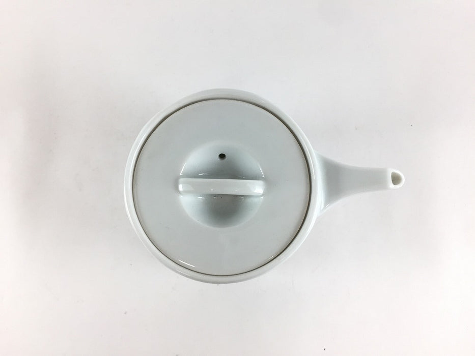 【SALE】白磁300cc片口酒器　11cm 　波佐見焼(j.R)【訳あり】