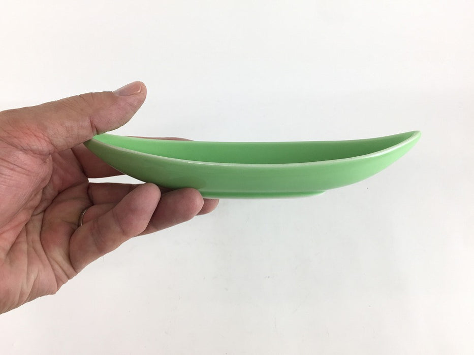 【SALE】18cm笹舟小鉢.緑 　有田焼(j.R)【訳あり】