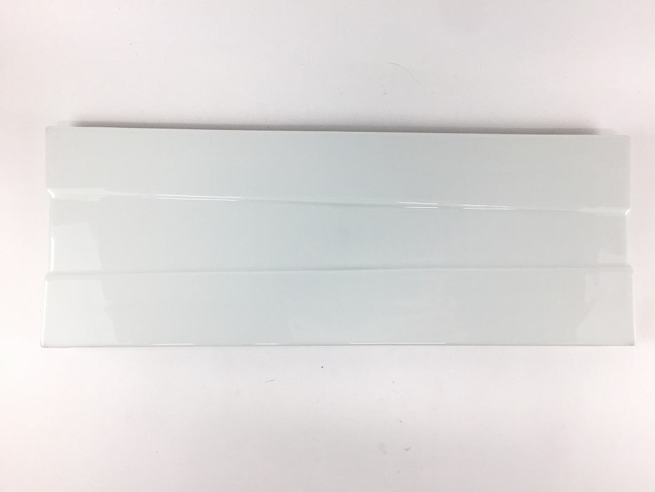 【SALE】白長彫皿　33cm　有田焼【訳あり】