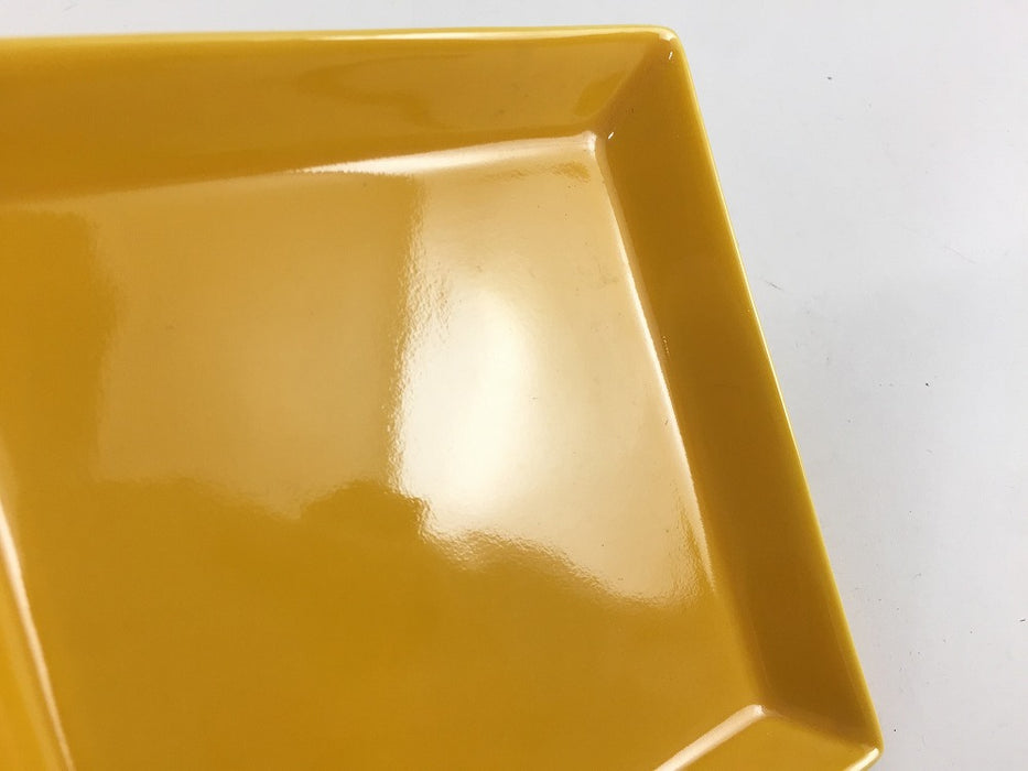 【SALE】105角小皿　(黄)　10cm　有田焼【訳あり】