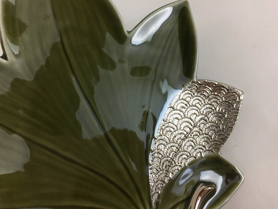 【SALE】織部プラチナ波葉皿　19cm　有田焼【訳あり】