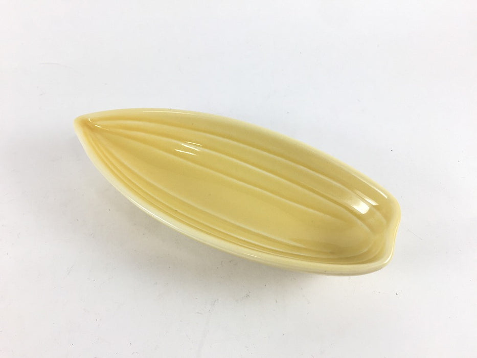 【SALE】舟形小皿　(黄/白) 　12cm　波佐見焼【訳あり】