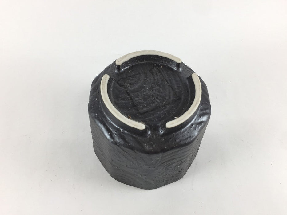 【SALE】黒土マロン焼〆　ヒワ青磁流水蓋物(飯器)　10cm　有田焼【訳あり】
