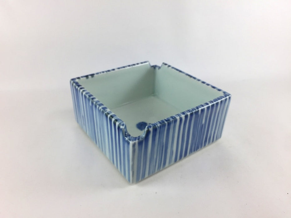 【SALE】4.2寸角桝(染荒十草)　13cm　有田焼【訳あり】