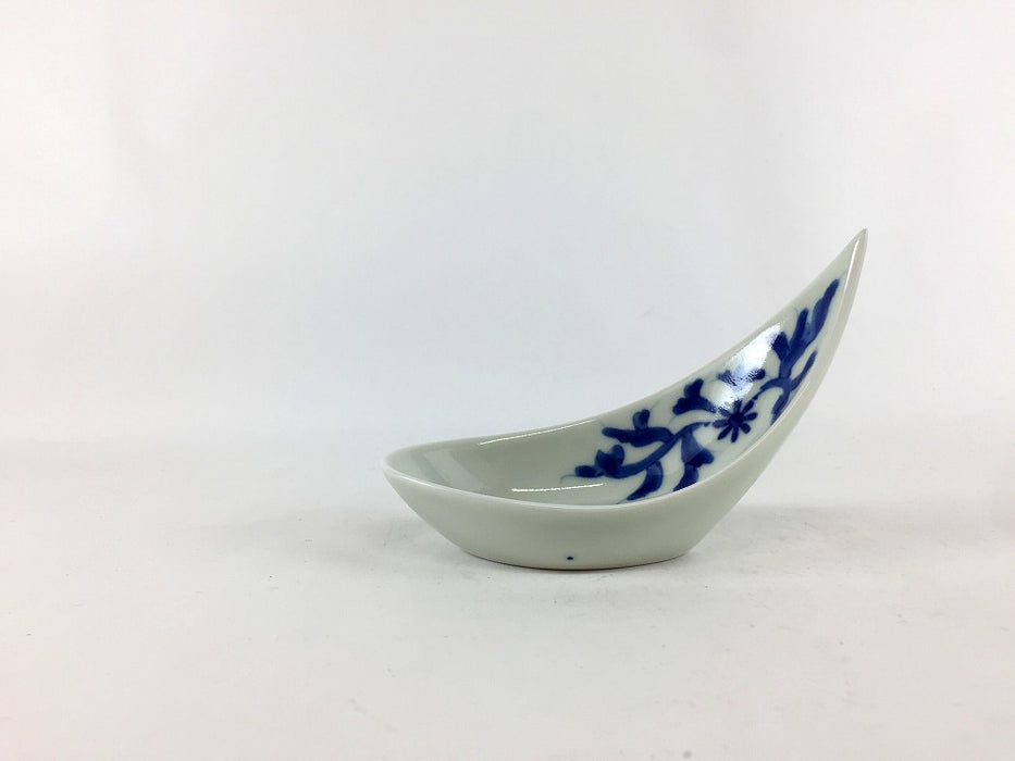 【SALE】花弁小付　遊唐草　5cm　有田焼【訳あり】