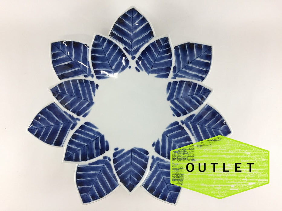 【SALE】染付矢羽根文　ロータスレイヤープレート(L)　25cm　有田焼【訳あり】
