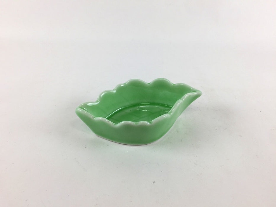 【SALE】葉珍味　黄緑　9cm　有田焼【訳あり】