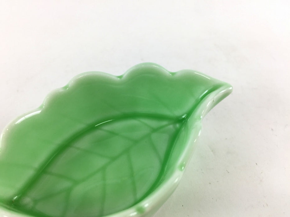 【SALE】葉珍味　黄緑　9cm　有田焼【訳あり】