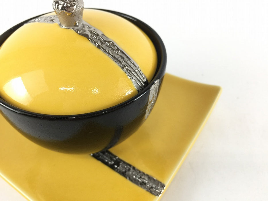 【SALE】黄黒銀帯　台付小蓋物　8cm　有田焼【訳あり】