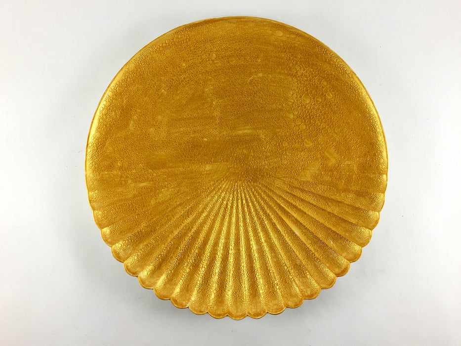 230片菊割プレート　金泡　23cm　有田焼　(j.R)