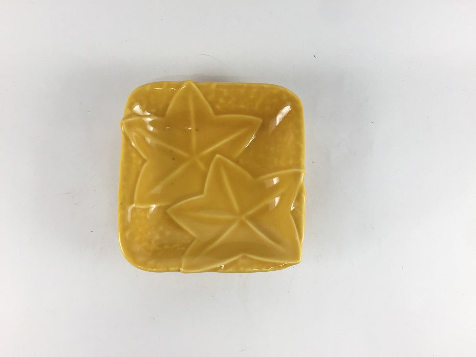 【SALE】紅葉彫松花堂皿　黄　10.5cm　有田焼【訳あり】