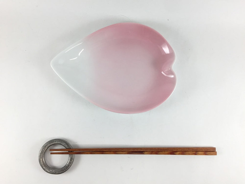 【SALE】180花びら皿.　ピンク　18cm　有田焼【訳あり】