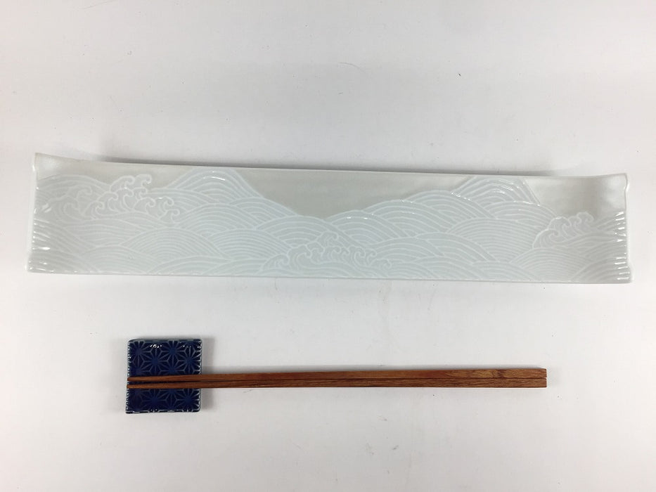 【SALE】325渕上り細皿　銀波彫　32cm　有田焼【訳あり】
