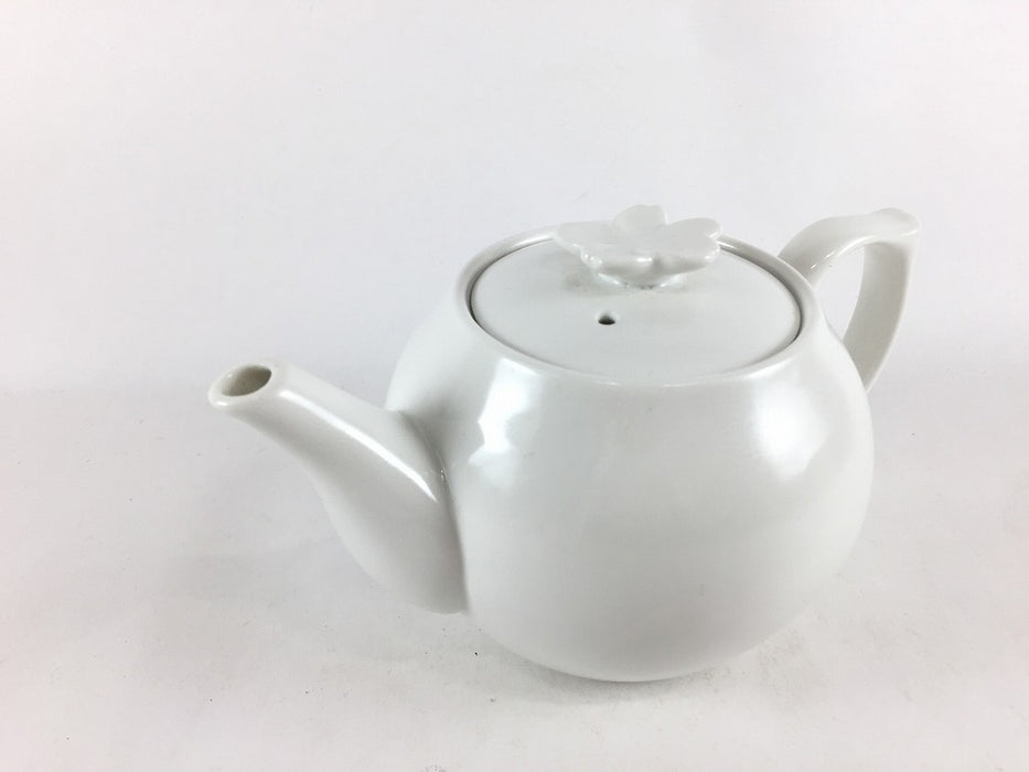 【SALE】桜ツマミ丸ポット.白マット　15cm/310cc　有田焼【訳あり】