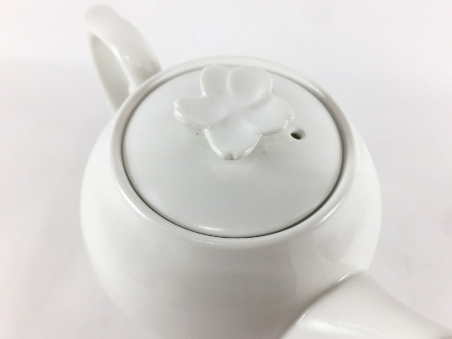 【SALE】桜ツマミ丸ポット.白マット　15cm/310cc　有田焼【訳あり】