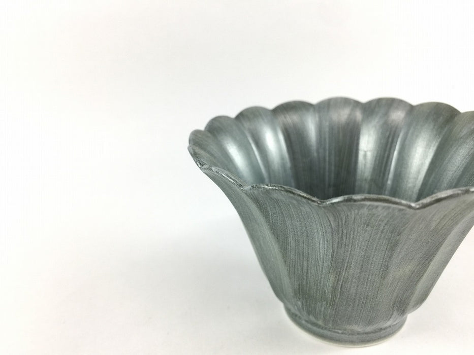 8cm菊割小小鉢.苔彩　伊万里焼