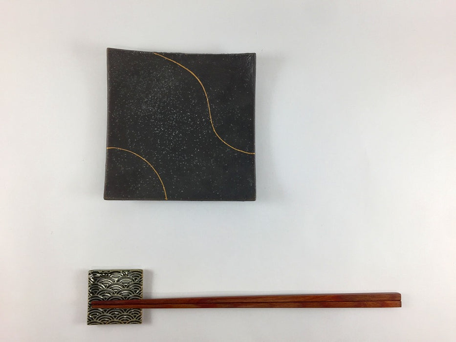 【SALE】黒ザラ目金ライン　角小皿(小)　11.5cm　有田焼【訳あり】