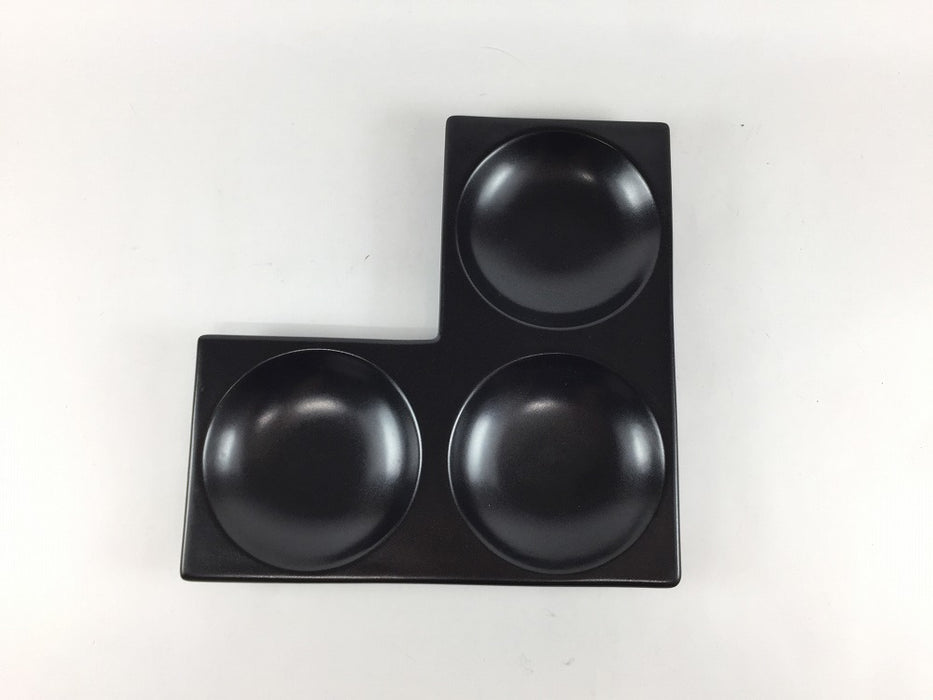 【SALE】Ｌ三品盛　(白磁/黒マット)　16.5cm 　有田焼【訳あり】