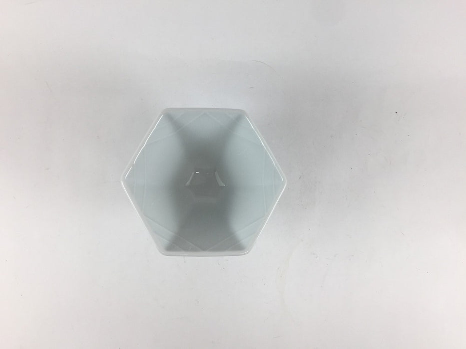 【SALE】80六角小鉢　白磁　9cm　有田焼【訳あり】