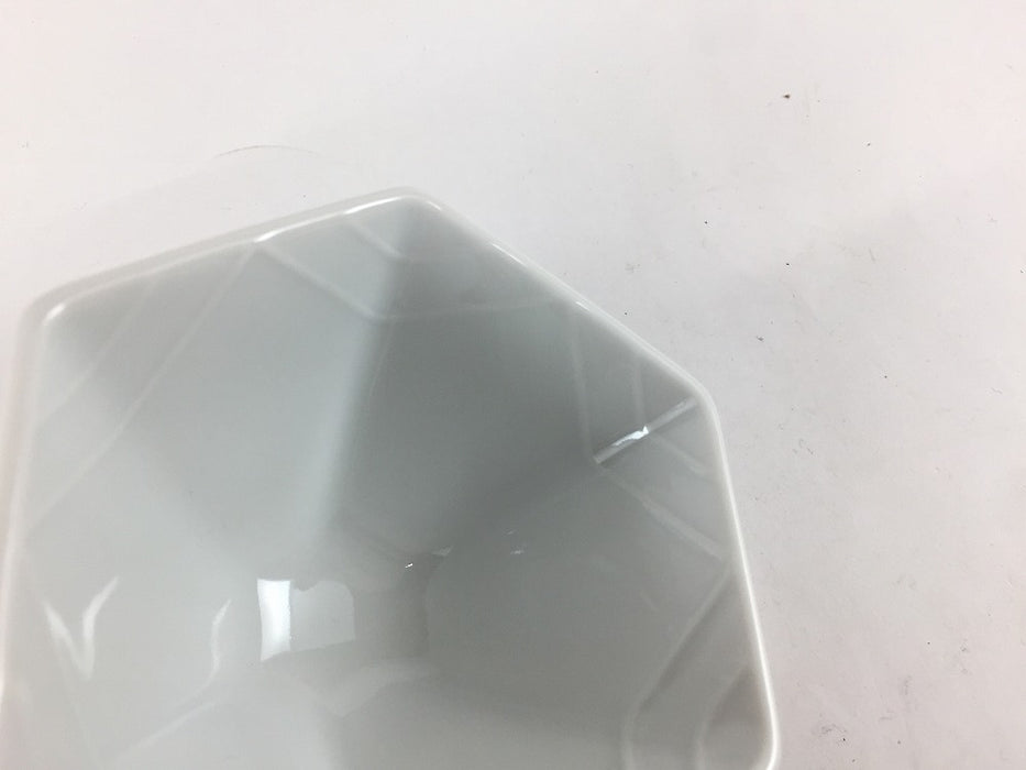 【SALE】80六角小鉢　白磁　9cm　有田焼【訳あり】