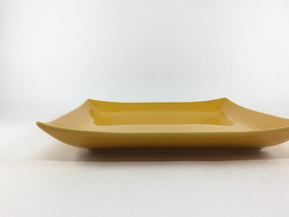 【SALE】22角皿　黄 　22cm　有田焼【訳あり】