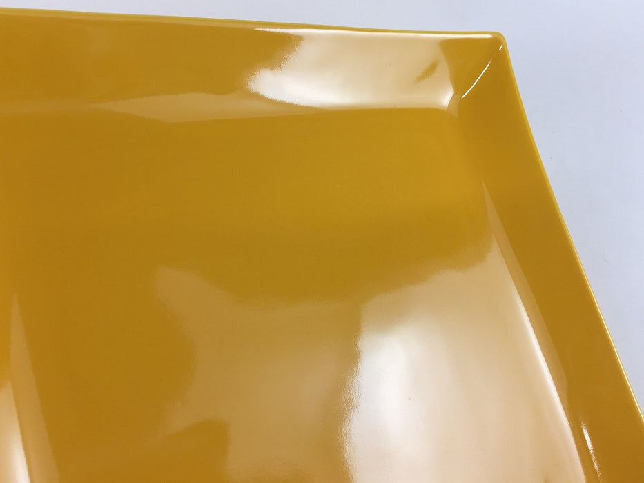 【SALE】22角皿　黄 　22cm　有田焼【訳あり】