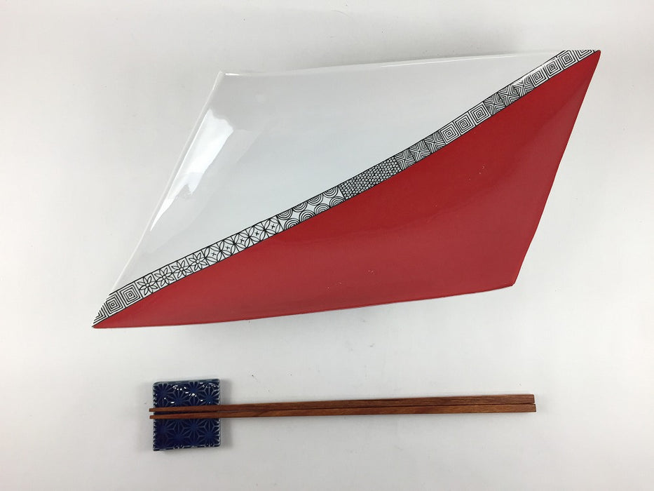 【SALE】錦赤塗地紋菱型口変皿　36cm　有田焼【訳あり】