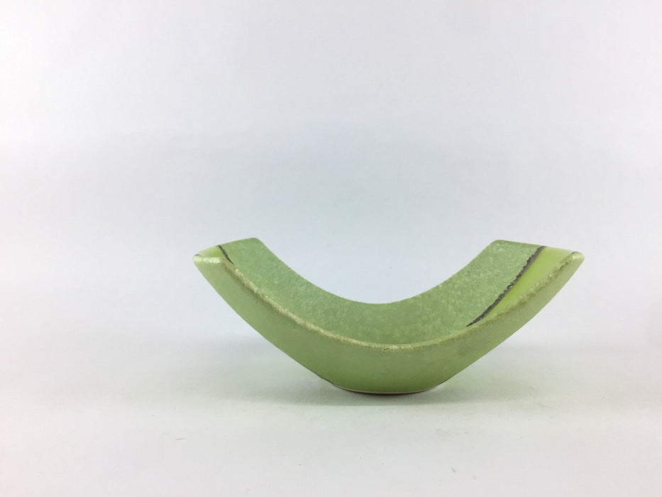 【SALE】舟小小鉢　半和紙緑　13cm　有田焼【訳あり】