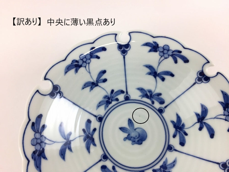 【SALE】割草花兎紋雪輪銘々皿　15.5cm　波佐見焼【訳あり】