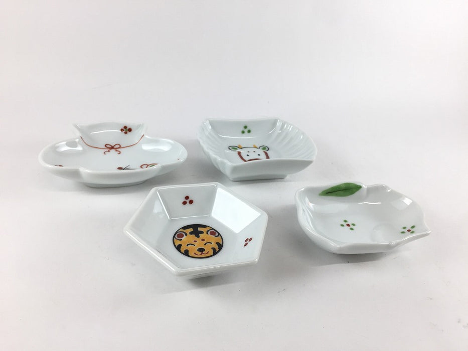 変形豆鉢　十二支(12種類)　9cm　伊万里焼(j.R)