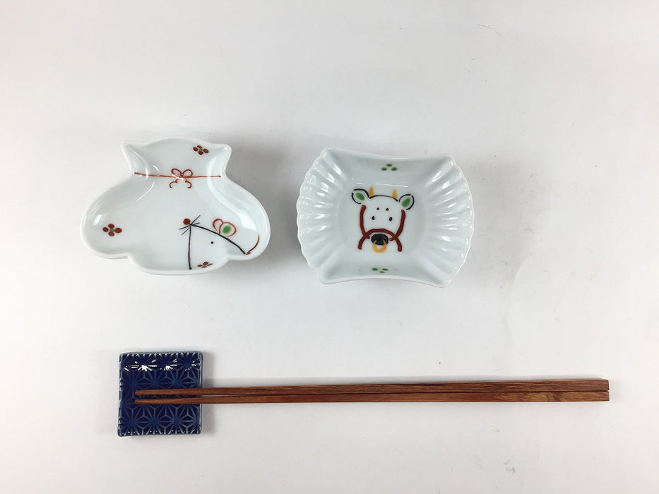 変形豆鉢　十二支(12種類)　9cm　伊万里焼(j.R)