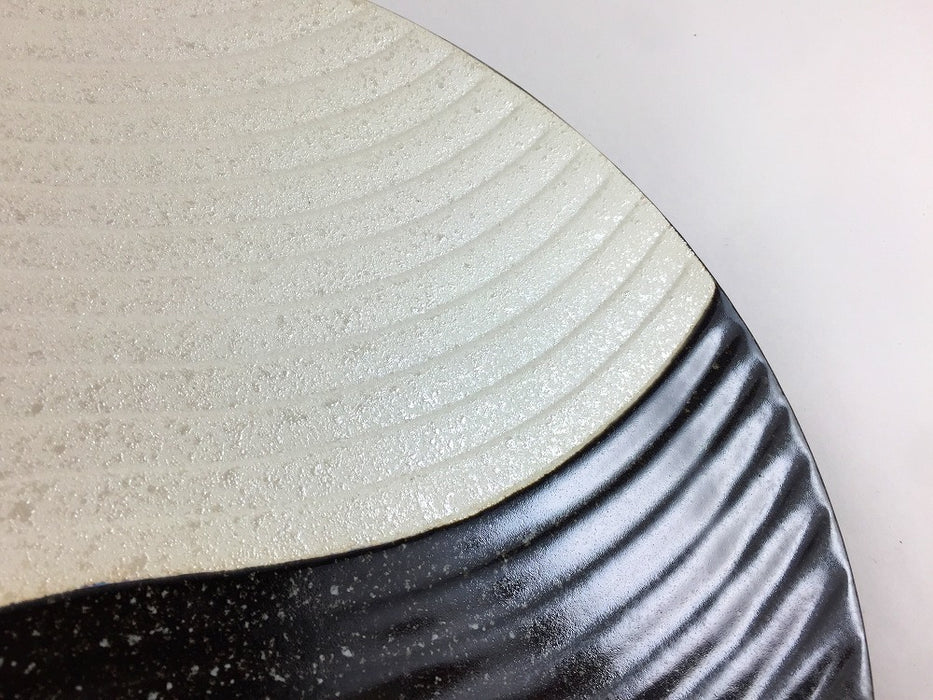 【SALE】24波丸皿　黒/パール　24cm　有田焼【訳あり】