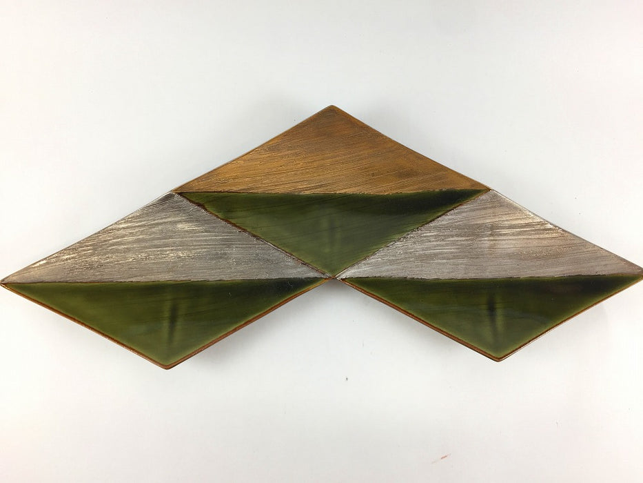 【SALE】菱三品　オリベ金銀　30cm　有田焼【訳あり】