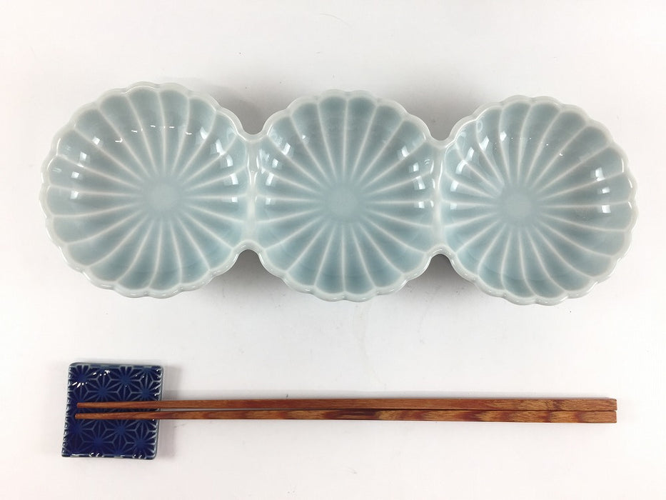 青白　菊型三連皿(大)　25cm　有田焼(j.R)
