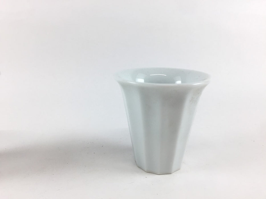 50ccシノギ反杯　(青白/白磁)　φ6cm　有田焼聖陶苑窯(j.R)