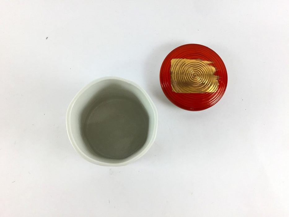 【SALE】千筋小吸碗　朱蓋金ハケ　5.5cm　有田焼【訳あり】