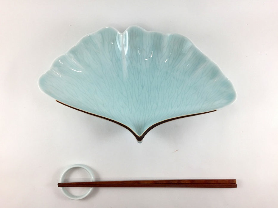 【SALE】青白磁銀杏皿　26cm　有田焼【訳あり】