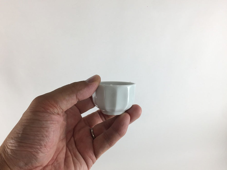 50ccシノギ丸杯　(白磁)　φ5cm　有田焼聖陶苑窯(j.R)