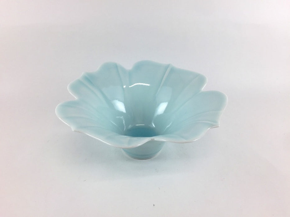 【SALE】ため青磁　花形深小鉢　16cm　有田焼【訳あり】