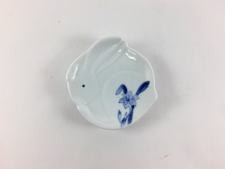【SALE】うさぎ手塩皿　染付　(6柄)　8cm　有田焼【訳あり】