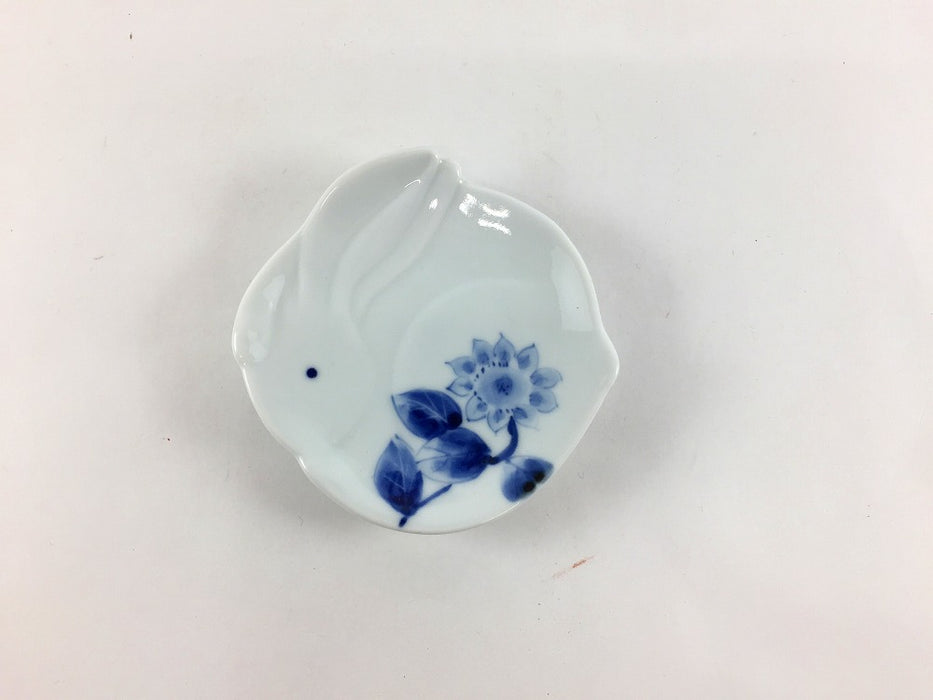 【SALE】うさぎ手塩皿　染付　(6柄)　8cm　有田焼【訳あり】