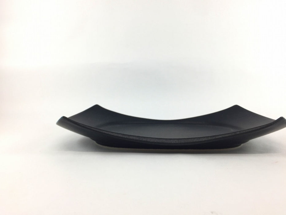 【SALE】カット長皿　黒マット/渕青　30cm　有田焼【訳あり】