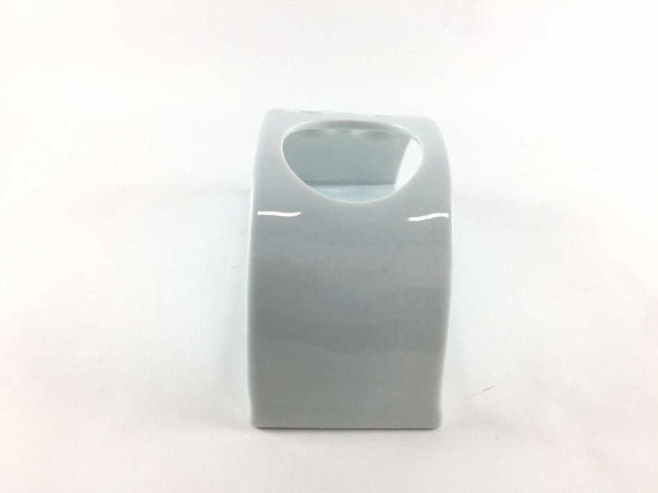【SALE】白.歯ブラシ立て　16cm　波佐見焼(j.R)【訳あり】